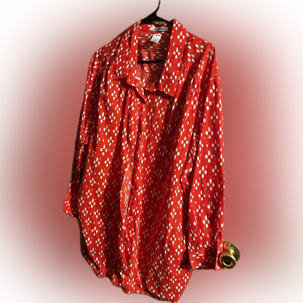 Roman’s 3X red shirt